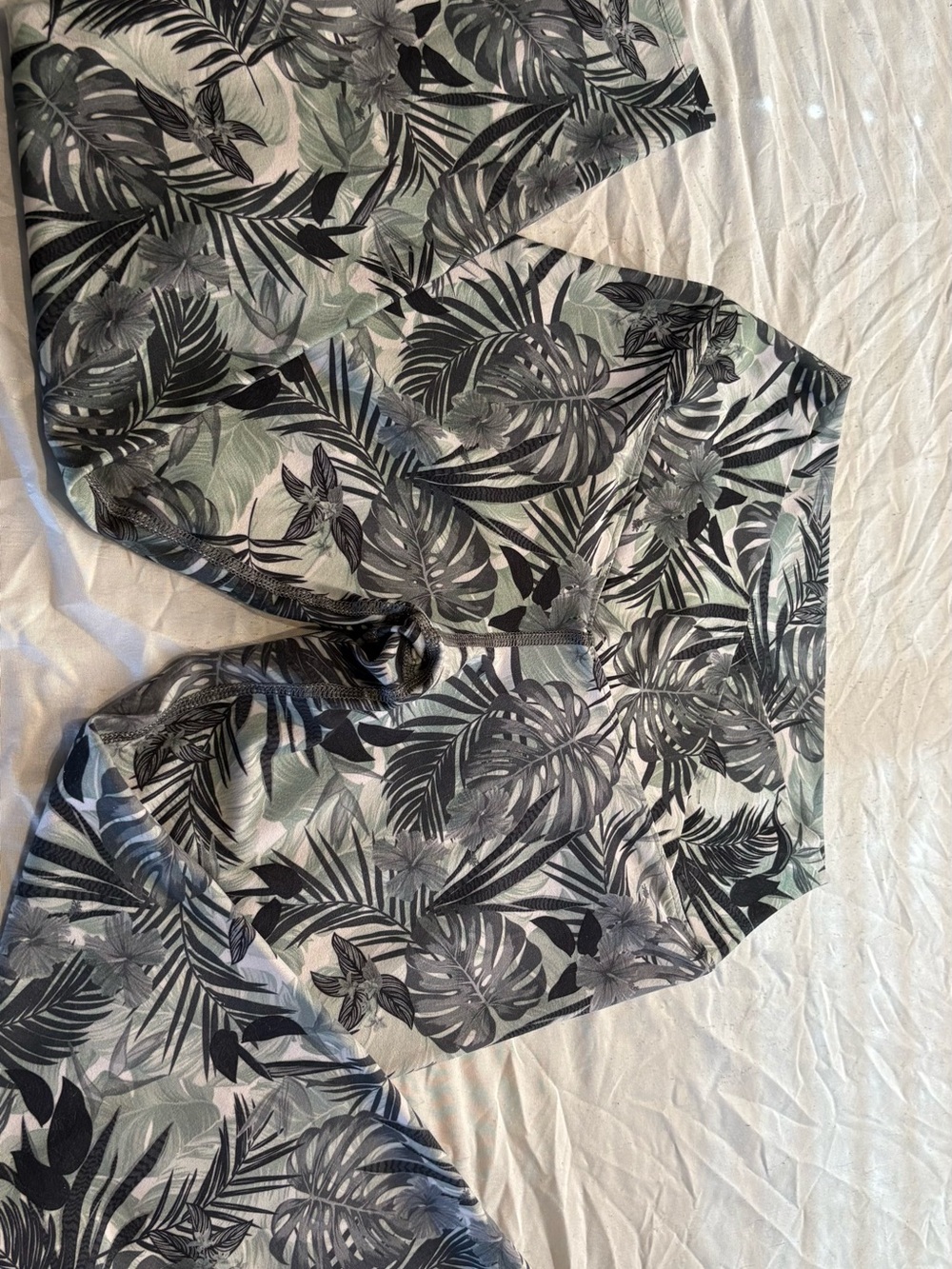 Evolution and Creation Green and Black Tropical Leaf Leggings